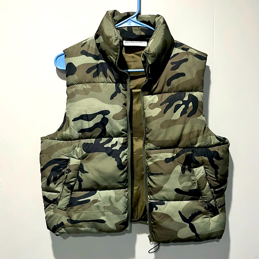 Camo Puffer Vest